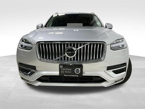 2022 Volvo XC90 T6 Inscription