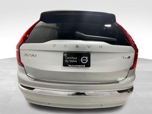 2022 Volvo XC90 T6 Inscription