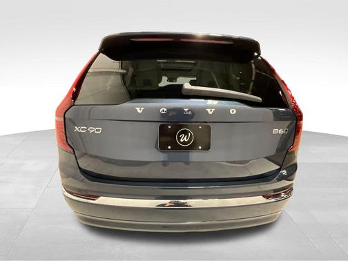 2026 Volvo XC90 B6 Ultra 7-Seater