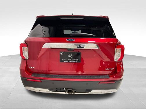 Rapid Red Metallic Tinted Clearcoat 2021 Ford Explorer XLT