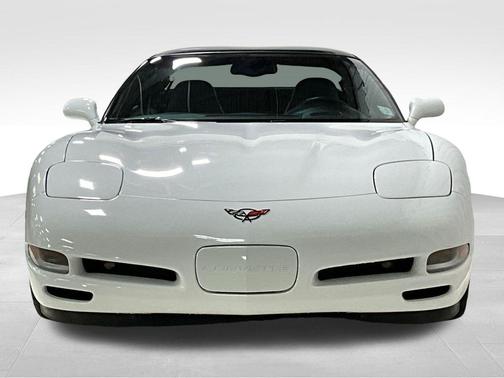 2004 Chevrolet Corvette Base