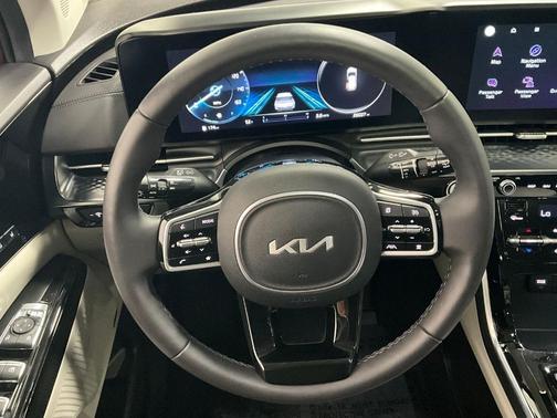 2024 Kia Carnival SX Prestige