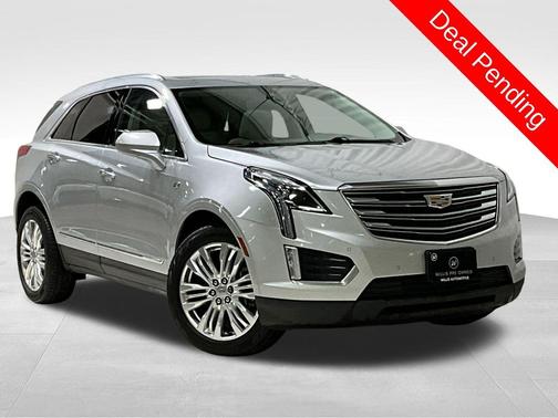 Radiant Silver Metallic 2017 Cadillac XT5 Premium Luxury
