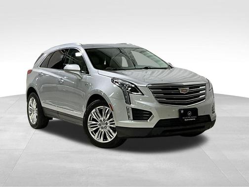 Radiant Silver Metallic 2017 Cadillac XT5 Premium Luxury