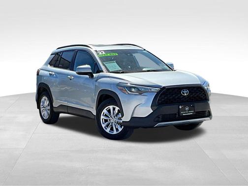 2022 Toyota Corolla Cross LE