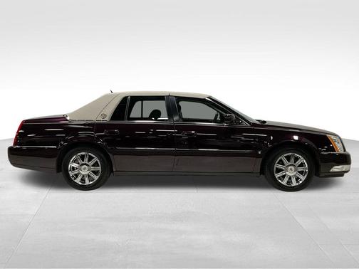 2008 Cadillac DTS Base