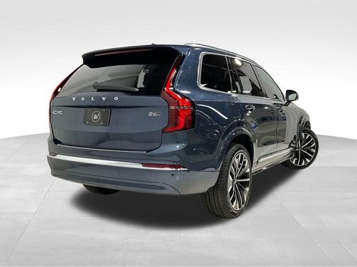 2026 Volvo XC90 B6 Plus 7-Seater