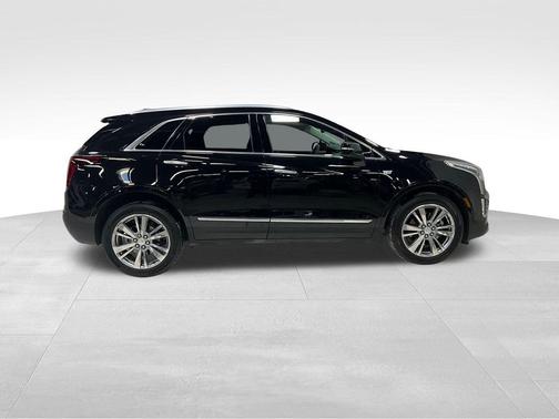 Stellar Black Metallic 2024 Cadillac XT5 Premium Luxury