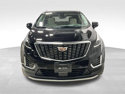 Stellar Black Metallic 2024 Cadillac XT5 Premium Luxury