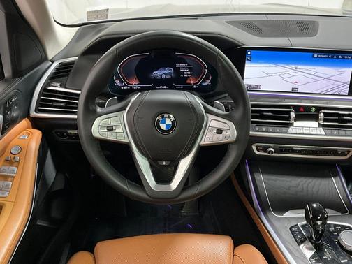 Arctic Grey Metallic 2022 BMW X7 xDrive40i