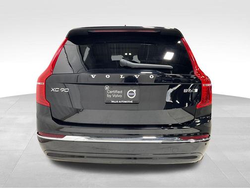 2023 Volvo XC90 B6 Ultimate 7-Seater