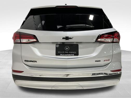 Silver Ice Metallic 2022 Chevrolet Equinox AWD RS