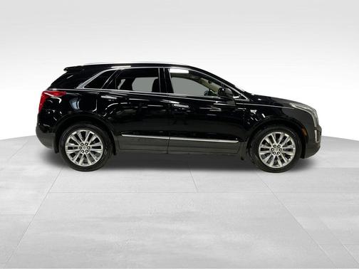 2017 Cadillac XT5 Platinum