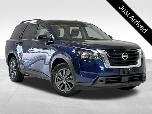Deep Ocean Blue Pearl 2024 Nissan Pathfinder SV 4WD