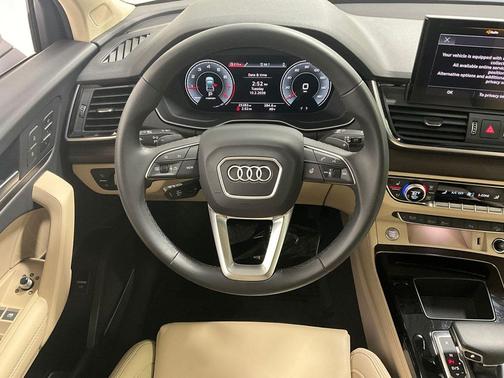 2024 Audi Q5 45 S line Premium Plus