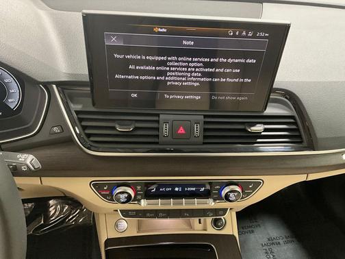 2024 Audi Q5 45 S line Premium Plus