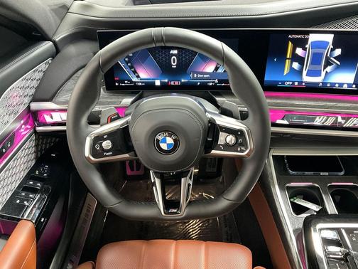 Alpine White 2024 BMW 760 xDrive