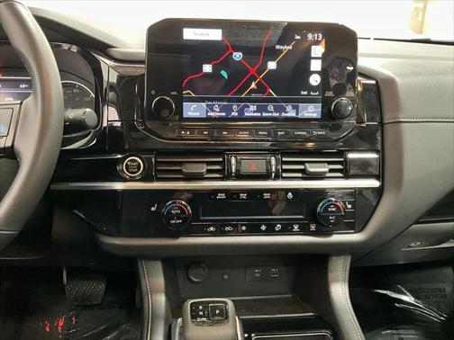 2023 Nissan Pathfinder SL 4WD