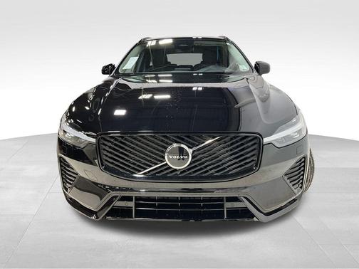 2026 Volvo XC60 B5 Core