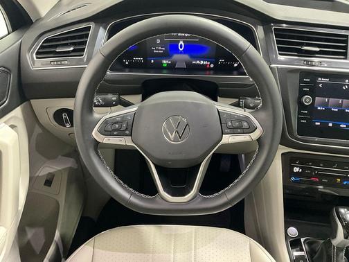 2024 Volkswagen Tiguan 2.0T SE 4MOTION