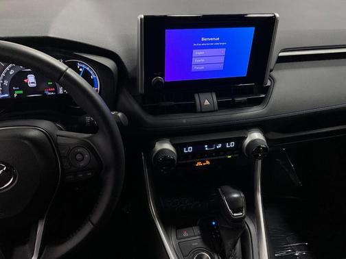 2023 Toyota RAV4 Hybrid SE