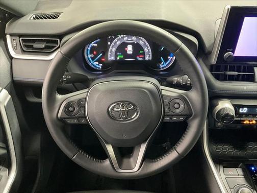 2023 Toyota RAV4 Hybrid SE