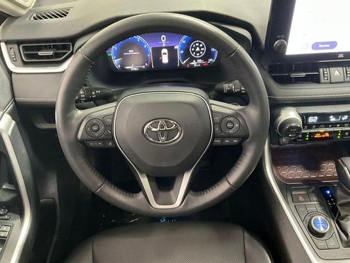 2023 Toyota RAV4 Limited
