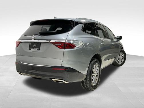 Moonstone Gray Metallic 2023 Buick Enclave Essence AWD