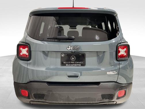 Anvil 2018 Jeep Renegade Latitude
