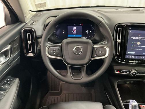 Aurora Silver 2026 Volvo XC40 Ultra, B5 AWD Gas (mild hybrid), Dark