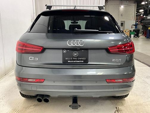 Daytona Gray Pearl Effect 2018 Audi Q3 2.0T Premium