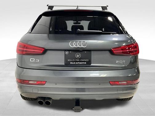 Daytona Gray Pearl Effect 2018 Audi Q3 2.0T Premium