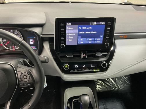 Classic Silver Metallic 2020 Toyota Corolla SE