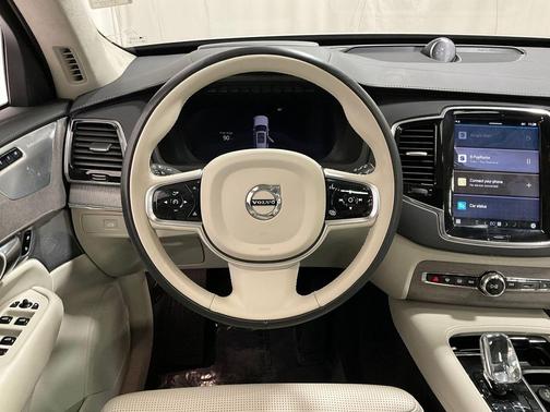 2023 Volvo XC90 B6 Ultimate 7-Seater