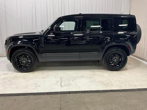 2025 Land Rover Defender P400 S
