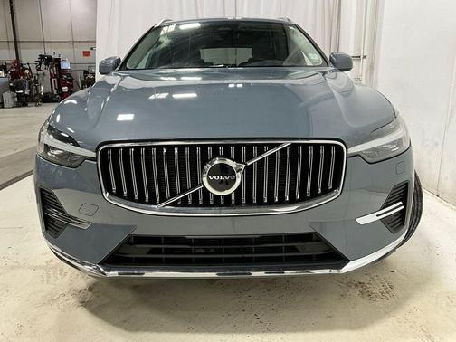 2022 Volvo XC60 B5 Inscription