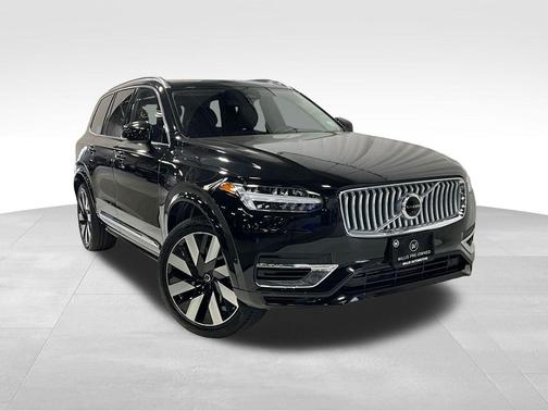 2023 Volvo XC90 Recharge Plug-In Hybrid T8 Plus 6-Seater