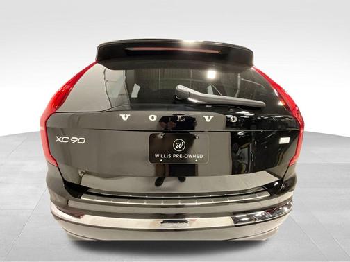 2023 Volvo XC90 Recharge Plug-In Hybrid T8 Plus 6-Seater
