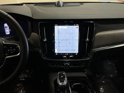 2024 Volvo S90 Recharge Plug-In Hybrid T8 Ultimate