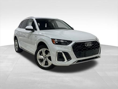 2023 Audi Q5 45 S line Premium Plus