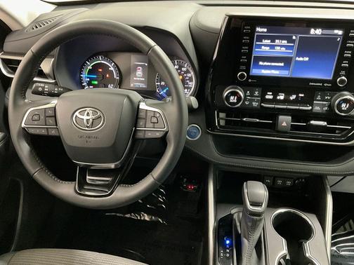 2021 Toyota Highlander Hybrid LE