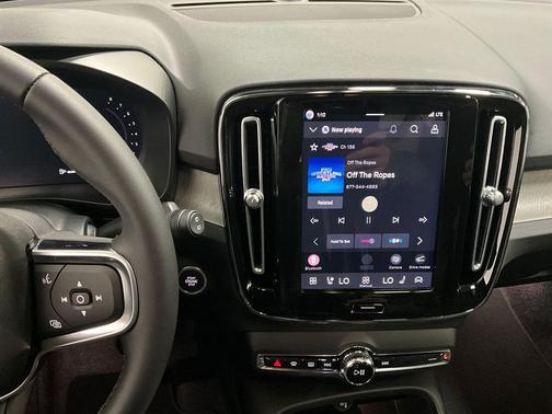 Cloud Blue 2026 Volvo XC40 Plus, B5 AWD Gas (mild hybrid), Dark