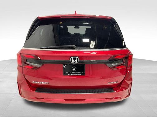 Radiant Red Metallic II 2025 Honda Odyssey Sport-L
