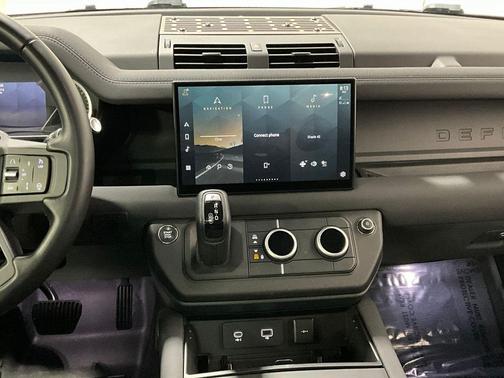 2023 Land Rover Defender 110 X-Dynamic SE