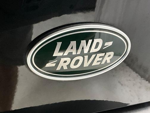 2023 Land Rover Defender 110 X-Dynamic SE