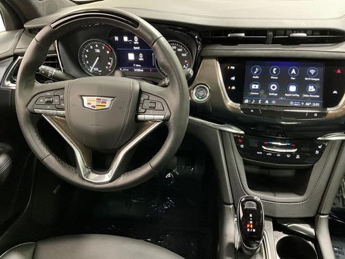 2025 Cadillac XT6 Premium Luxury AWD