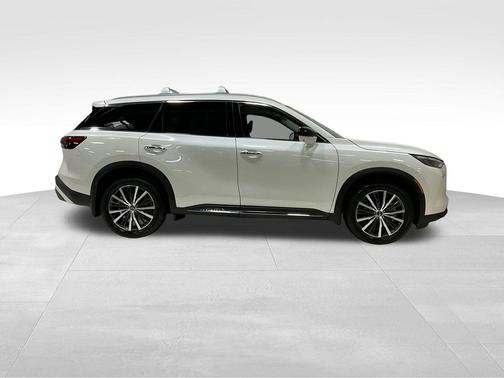 2025 INFINITI QX60 SENSORY