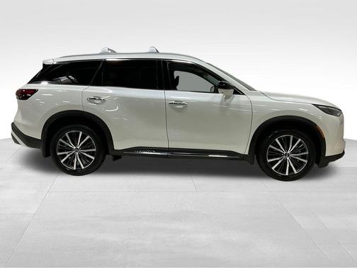 2025 INFINITI QX60 SENSORY