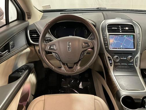 Tan 2016 Lincoln MKX Reserve