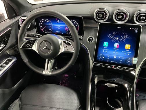 2025 Mercedes-Benz GLC 300 4MATIC
